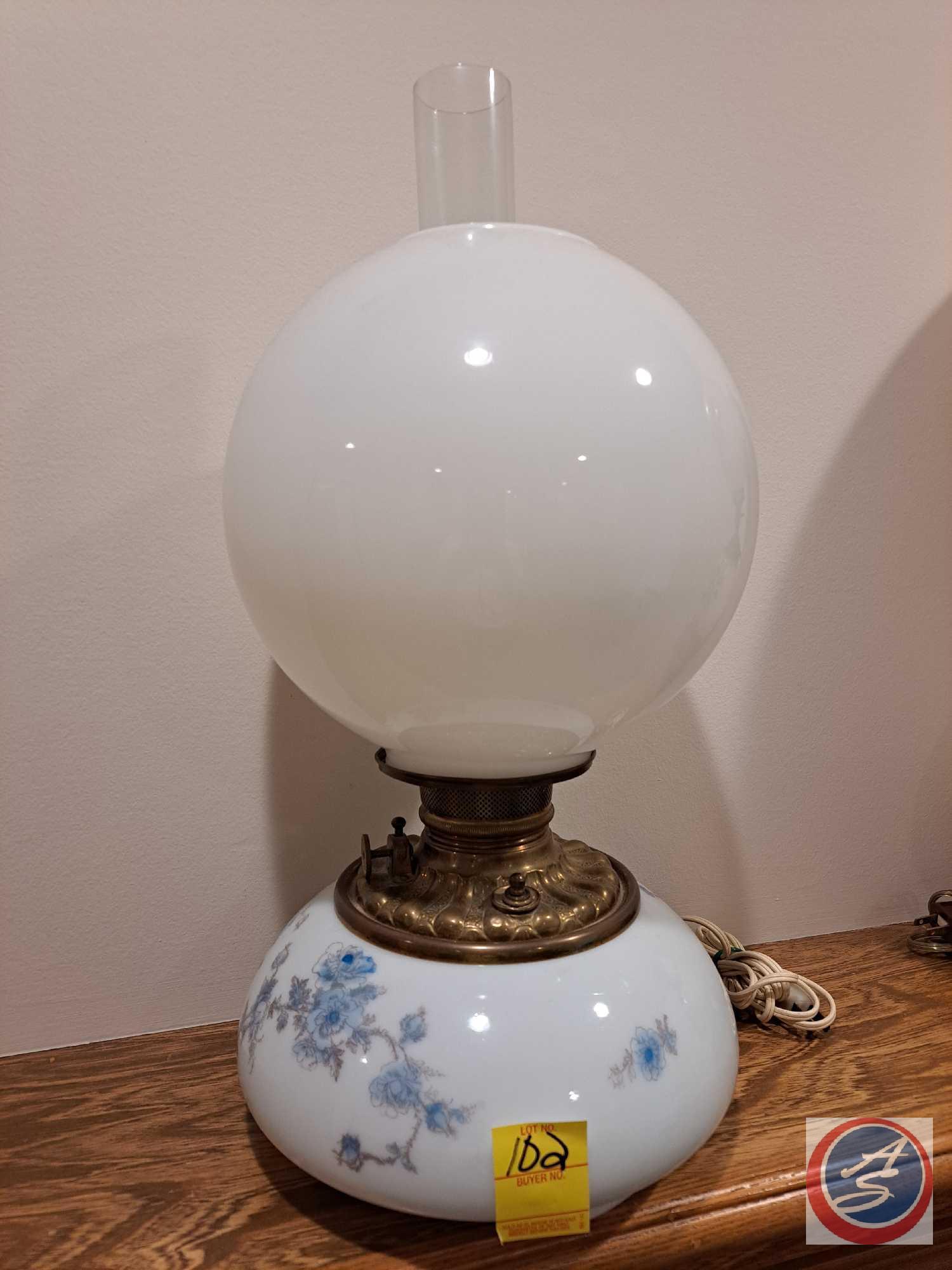 Vintage electric hurricane lamp, top globe is Proxibid