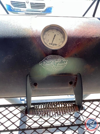 Char Griller Charcoal smoker wth bag of Kingsford charcoal