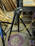 Ultimate support system TS110BL tripod