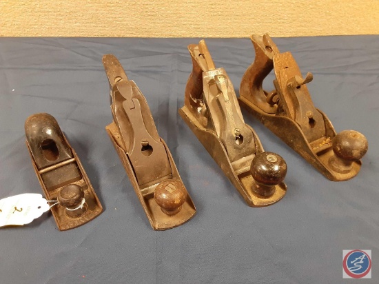 (4) Vintage wood planes