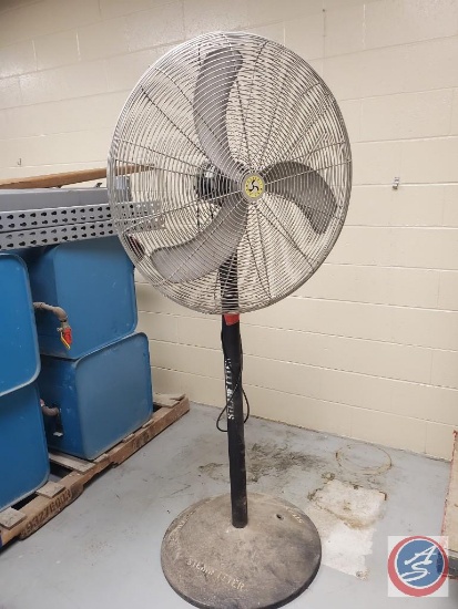 Air Master fan 110v on stand ...