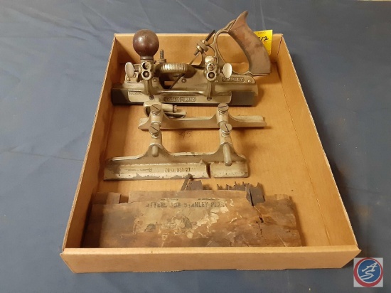 (1) Vintage Stanley #45 Plane w/Blades and No. 12H Part