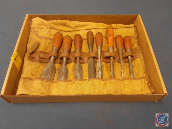 Vintage Stanley...8 Piece Wood Chisel Set...in Original Roll-up Pouch ...