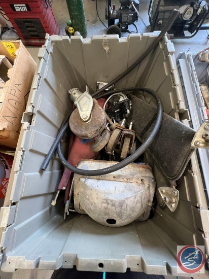 Assortment of Ford parts