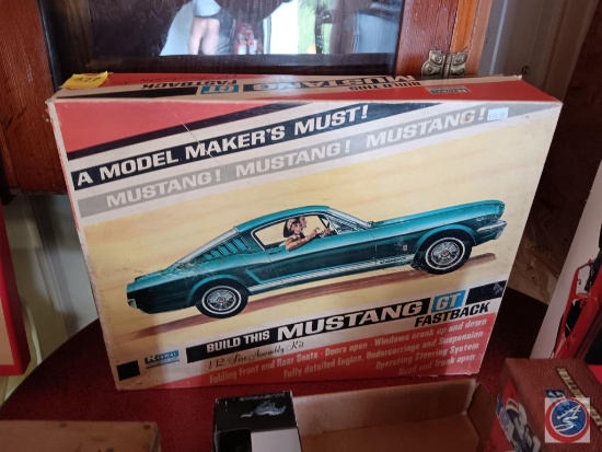 Mustang GT fastback kit, 1/12th size, unsure if all the parts are included.