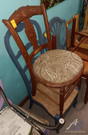 (2) Wooden Sitting Chairs