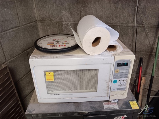 Emerson Microwave and Wall Clock