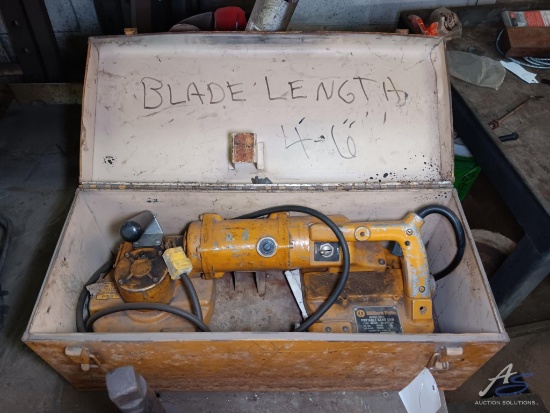 Portable Band Saw