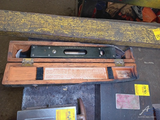 Starrett Precision Level