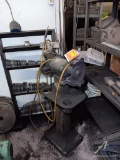 Delta Triple Duty Grinder Machine Style 705-22-22