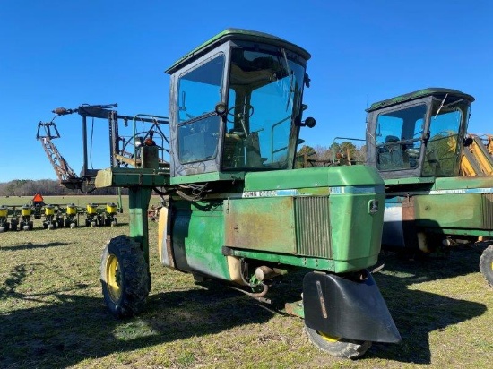 John Deere 6000 Hi Cycle Sprayer