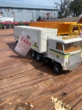Model John Deere parts truck and trailer