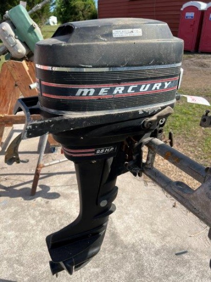 Mercruy 9.8 boat motor