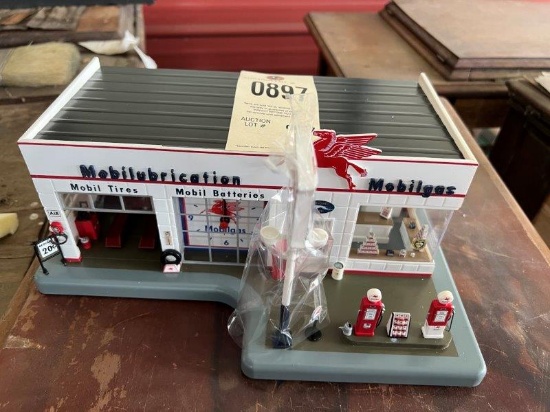 Mobile Service Station clock