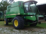 John Deere 9500 Grain Combine