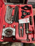 hydraulic gear puller