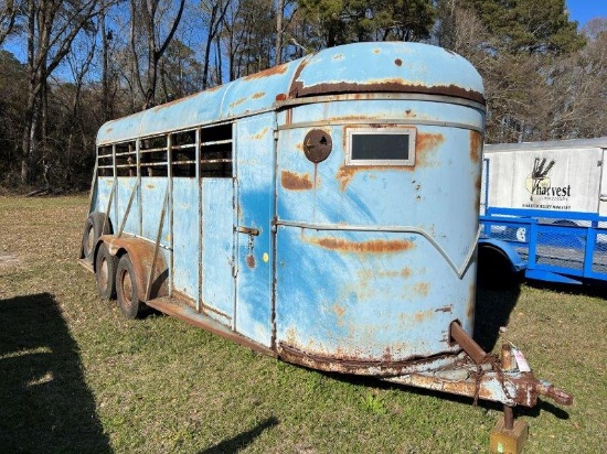 1973 Gore dual axle stock trailer