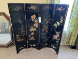 Chinese room divider
