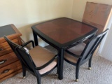Table and two chairs (2 leaves)