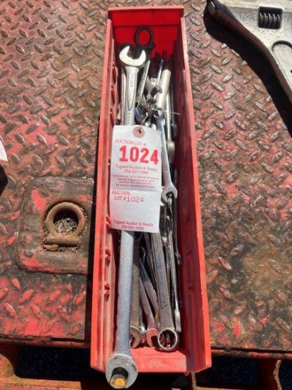 Tray of assortment of wrenches