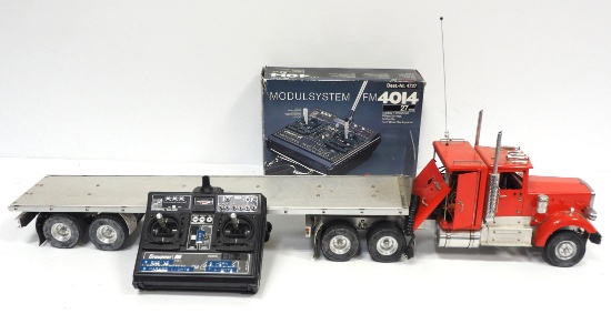 RC semi with flatbed trailer