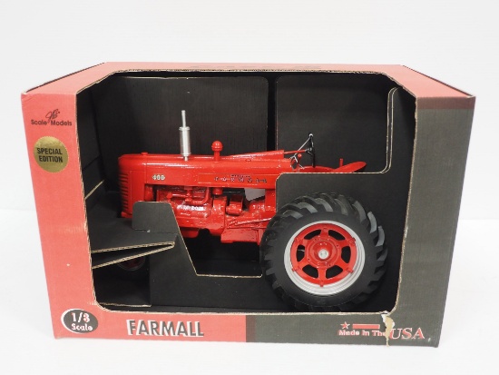 1/8 scale Farmall 400