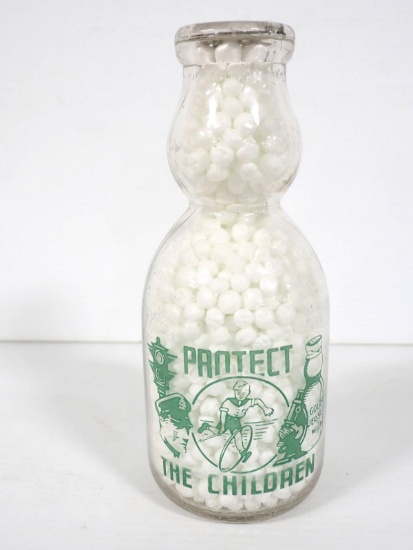 Glass 1-quart cream top milk bottle