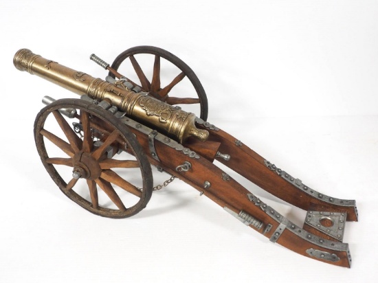 Replica of French Army cannon