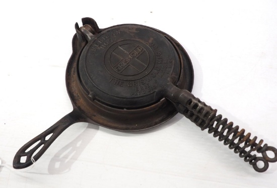 Griswold No.7 cast iron waffle iron