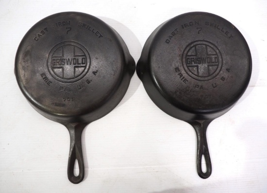(2) Griswold No.7 cast iron skillets
