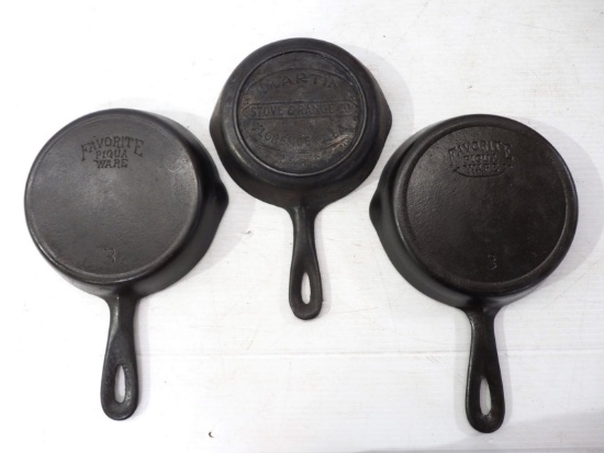 (3) Cast iron skillets
