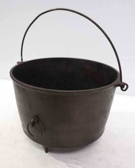 Griswold cast iron No.9 Regular Kettle