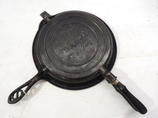 Harwi cast iron No.8-9 Waffle Iron