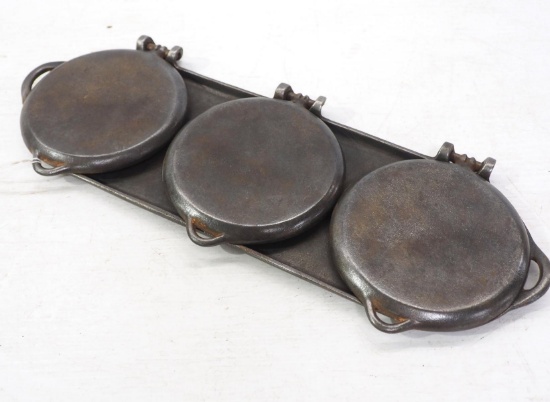 S Mfg. Co. New York  Pancake Griddle