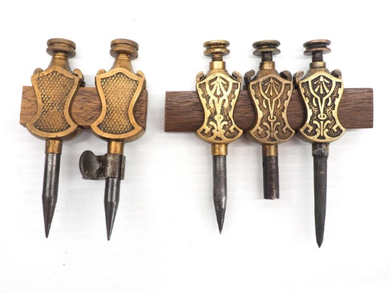 (2) Sets of Trammel Points