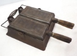 Wagner cast iron Twin Waffle Iron