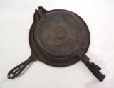 Griswold cast iron No.8 Waffle Iron