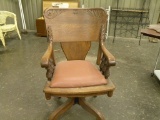 ORNATE OAK OFFICE CHAIR