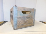 BORDEN WOODEN MILK CRATE