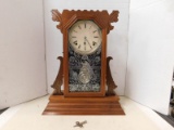 ANTIQUE UNMARKED  MANTLE CLOCK