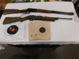 DAISY MODEL 1894 BB GUN & CROSSMAN 760 BB/PELLET GUN & A BAG OF TARGETS