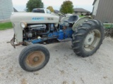 FORD 4000 GAS TRACTOR W/ VERY GOOD 14.9X28 REAR TIRES