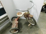 VINTAGE CHILDS TRICYCLE - MURRAY