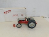 DANBURY MINT 1/16 HIGHLY DETAILED 1952 FORD 8N TRACTOR W/ BOX