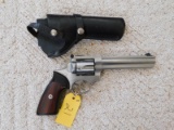 RUGER GP100 .357 MAGNUM CAL REVOLVER W/ LEATHER HOLSTER