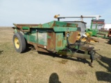 JOHN DEERE 350 MANURE SPREADER