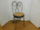 VINTAGE CHILD SIZE ICE CREAM PARLOR CHAIR