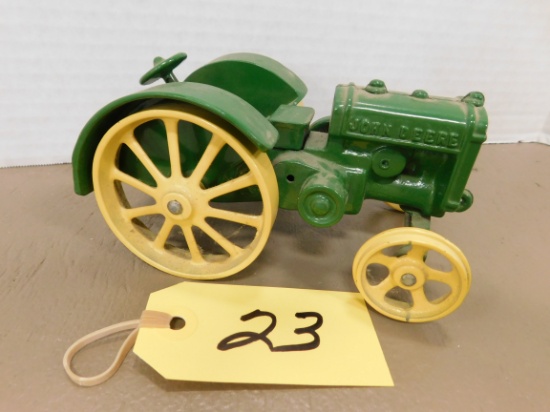 JOHN DEERE STEEL WHEEL TRACTOR