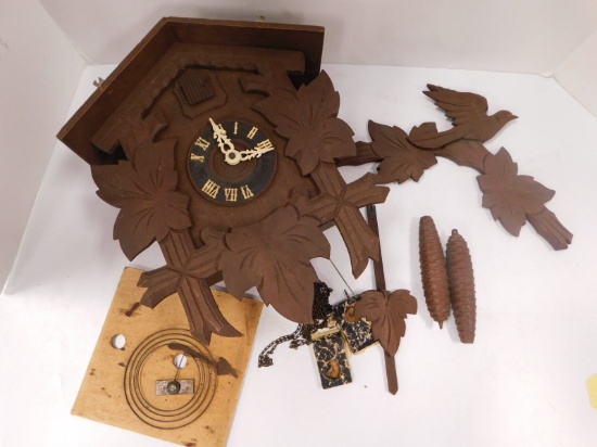 VINTAGE CUCKOO CLOCK