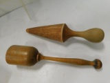 2 VINTAGE WOOD PESTELS